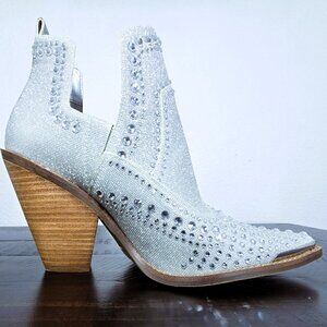 Gianni Bini Jeweled Silver Glitter Cowboy Booties Women’s 8 M Western Heels NEW